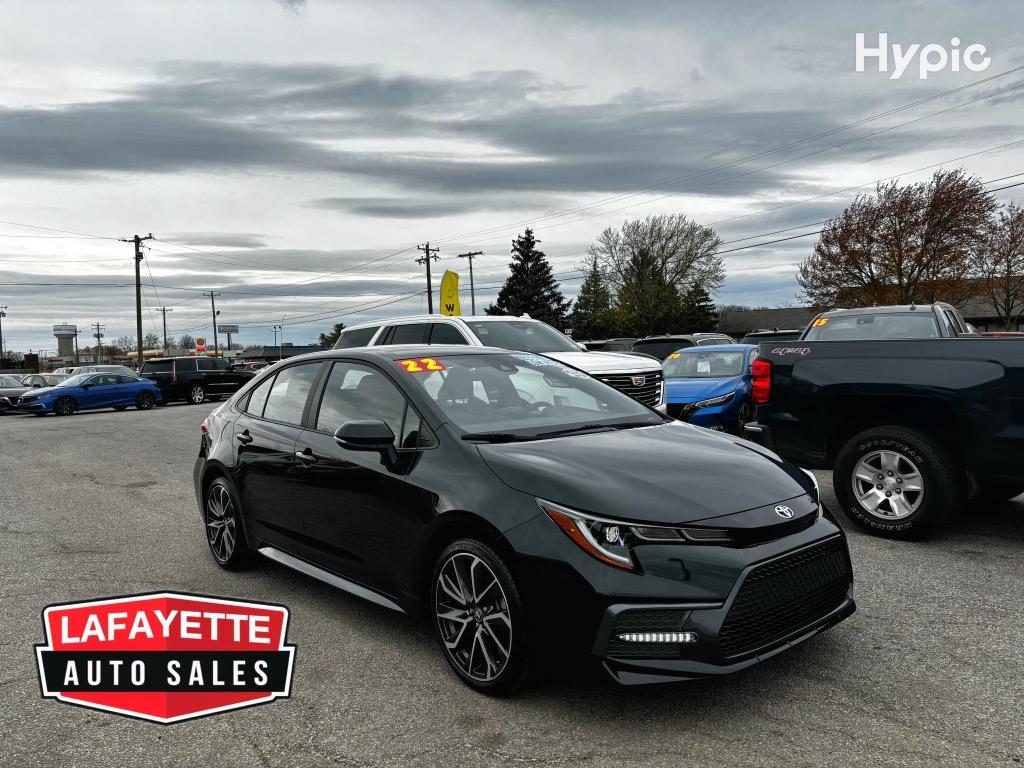2022 Toyota Corolla SE's photo