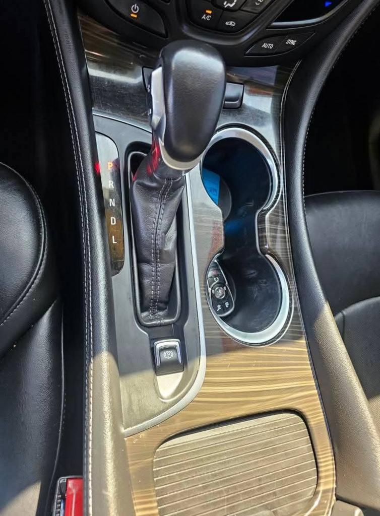 2020 Buick Envision Essence - Photo 18
