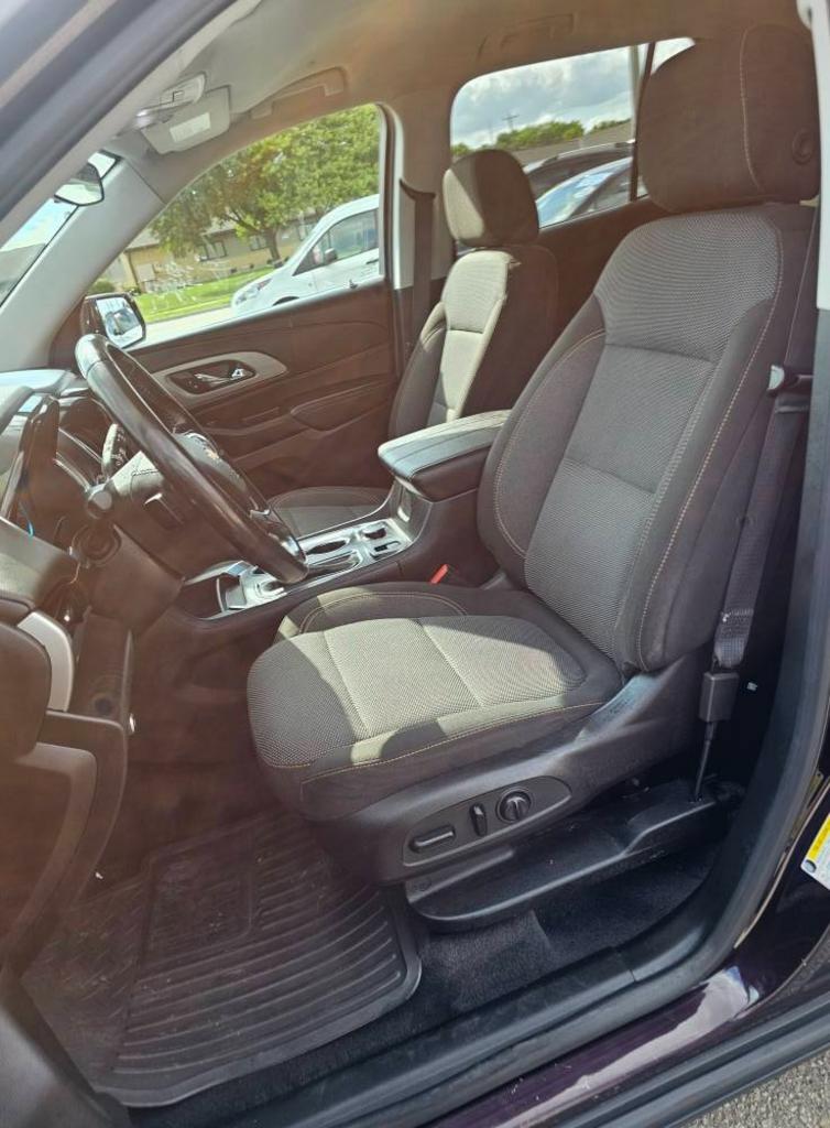 2019 Chevrolet Traverse 1LT - Photo 12