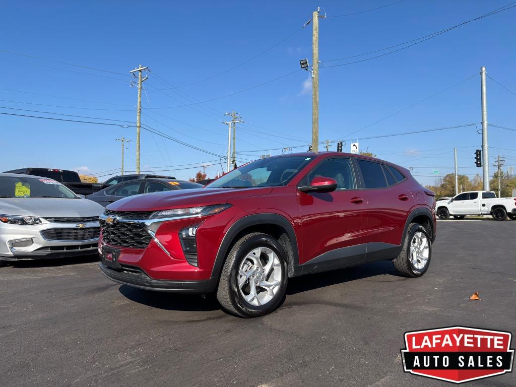 2024 Chevrolet Trax LS's photo